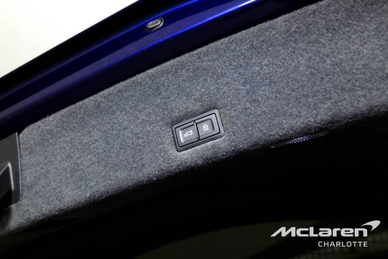 2020 Lamborghini Urus