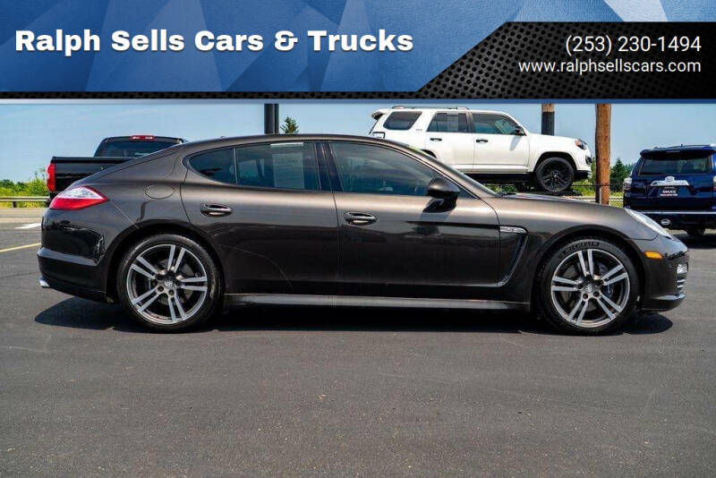 2013 Porsche Panamera's photo