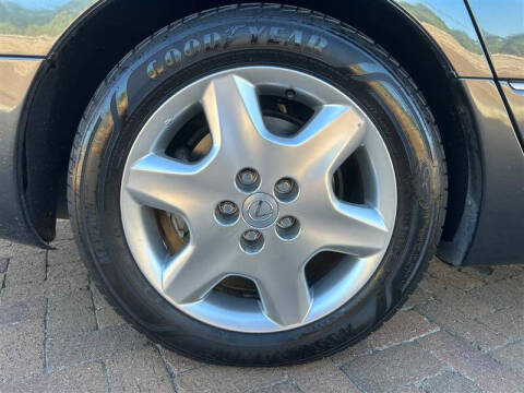 2004 Lexus LS 430
