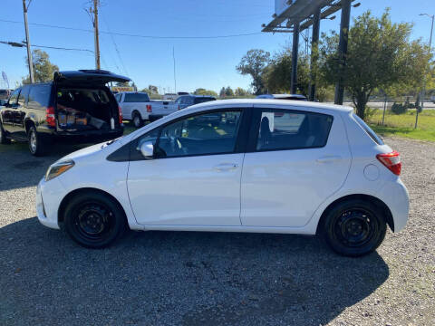 2018 Toyota Yaris 5-Door LE