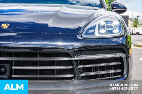 2023 Porsche Cayenne Coupe Platinum Edition