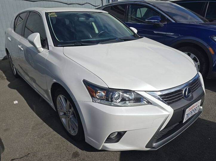 2015 Lexus CT 200h