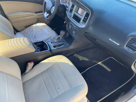 2013 Dodge Charger SE