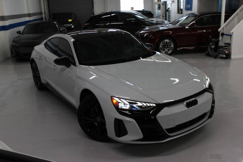 2023 Audi e-tron GT quattro Prestige