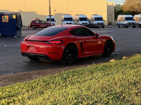 2018 Porsche 718 Cayman