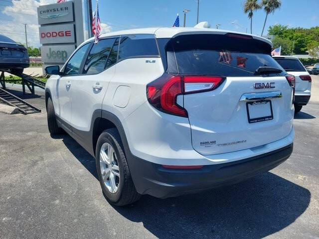 2024 GMC Terrain SLE