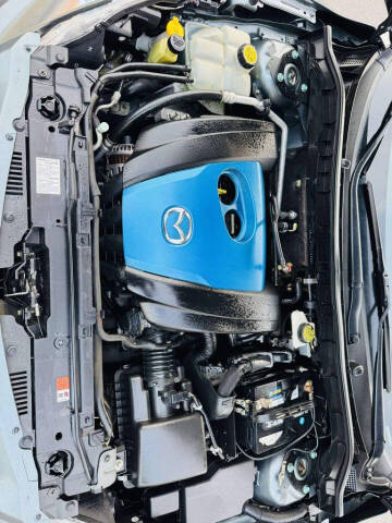 2013 Mazda MAZDA3 i Grand Touring