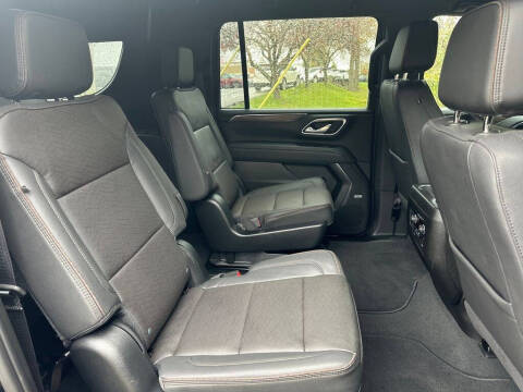 2023 Chevrolet Suburban High Country