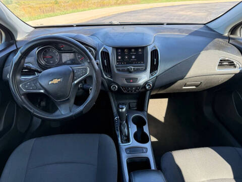 2019 Chevrolet Cruze LS