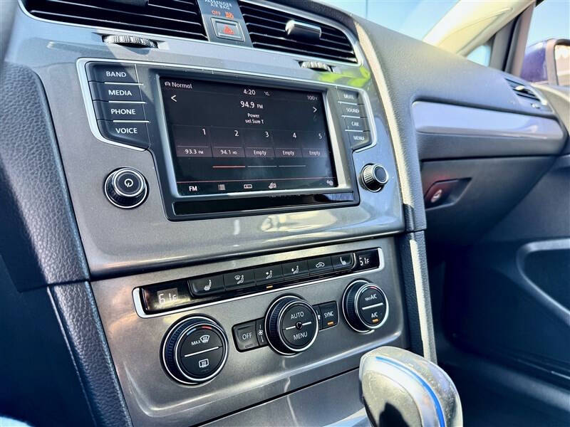 2016 Volkswagen e-Golf SE