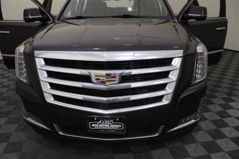 2016 Cadillac Escalade Luxury Collection
