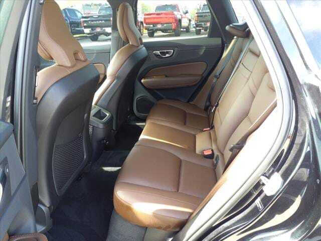 2019 Volvo XC60 T6 Momentum