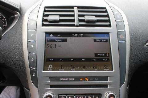 2017 Lincoln MKZ Select