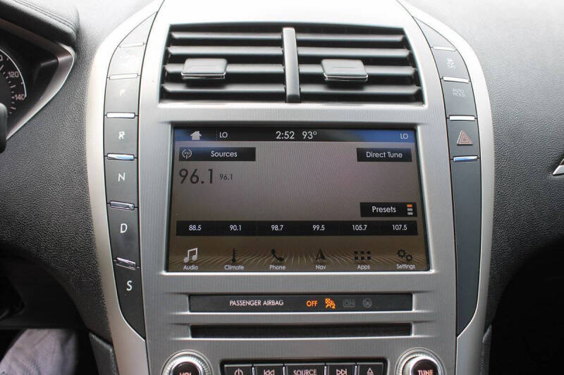 2017 Lincoln MKZ Select