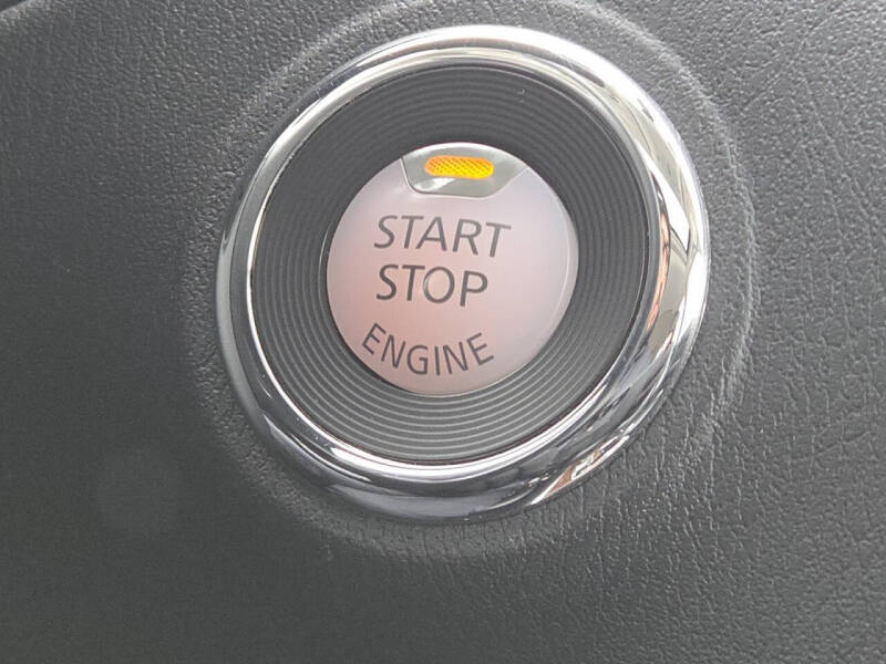 2020 Nissan Pathfinder Platinum