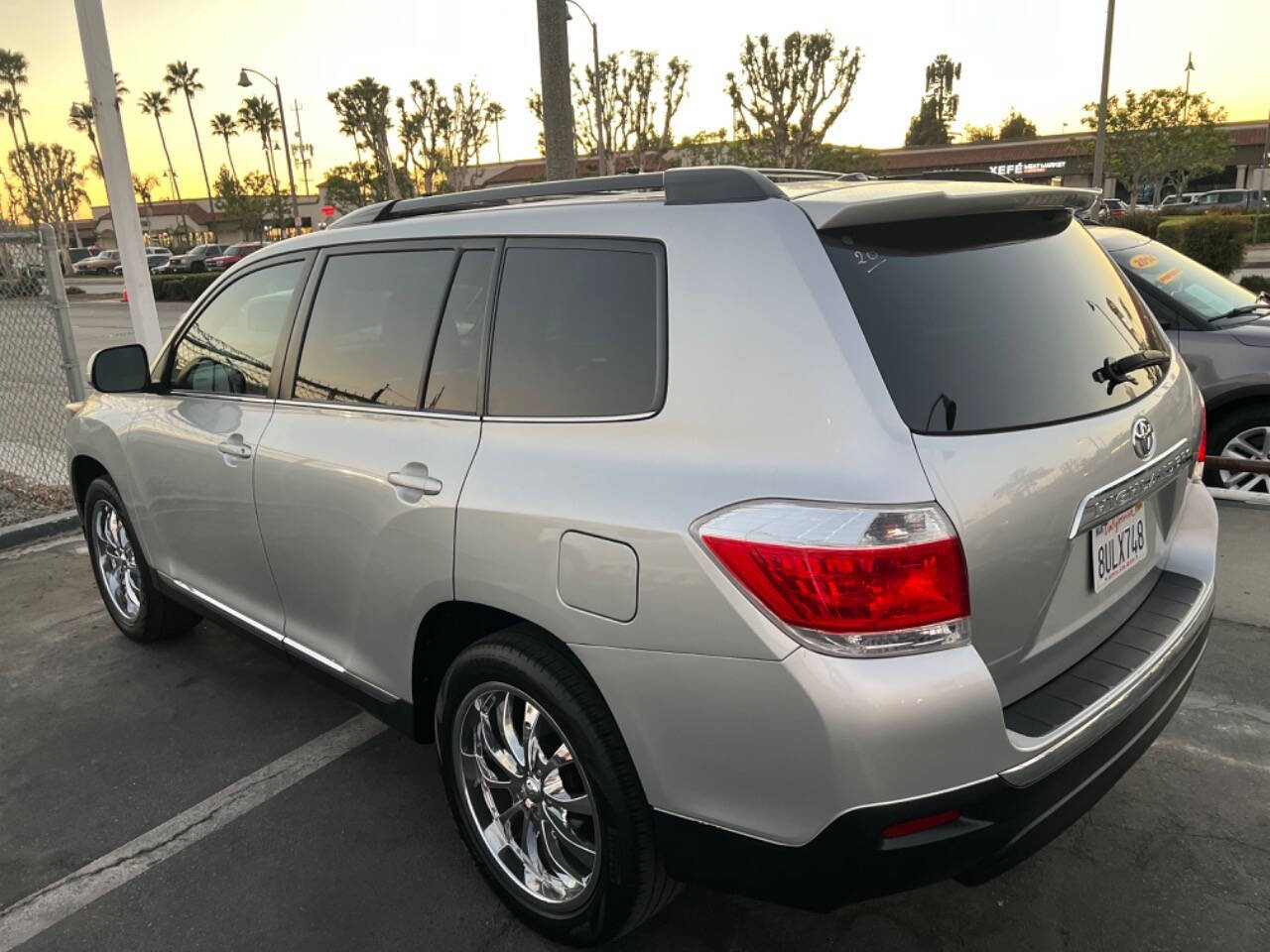 2011 Toyota Highlander for sale at Unique Auto Sales, Inc. in Bell, CA