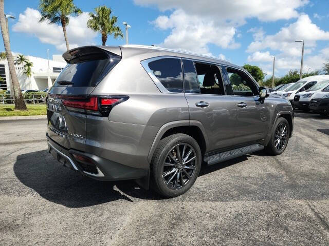 2023 Lexus LX 600 F SPORT Handling
