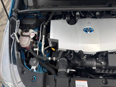 2022 Toyota Prius LE