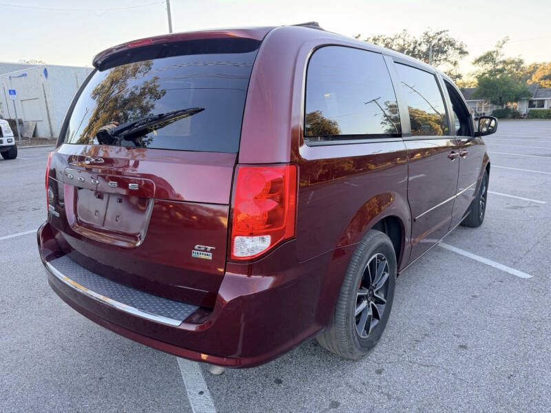 2017 Dodge Grand Caravan GT