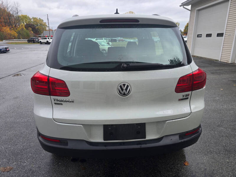 2018 Volkswagen Tiguan Limited 2.0T 4Motion