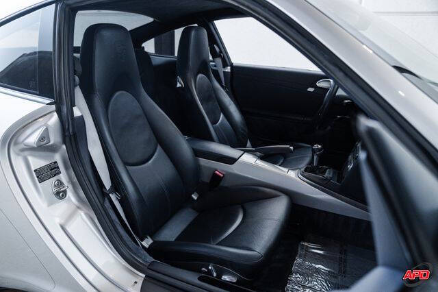 2005 Porsche 911 Carrera