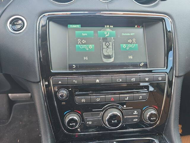 2017 Jaguar XJ R-Sport