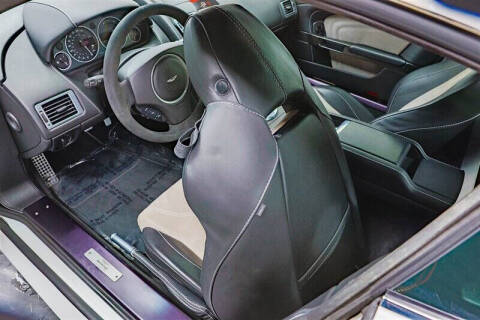 2011 Aston Martin V12 Vantage