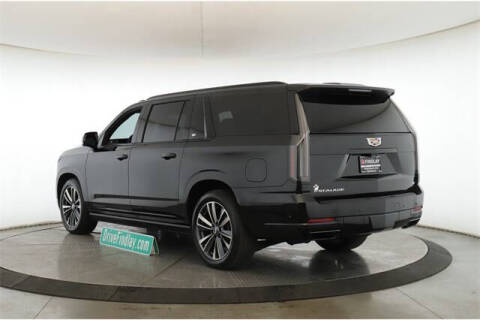 2025 Cadillac Escalade ESV Sport