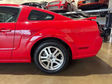 2005 Ford Mustang GT Premium