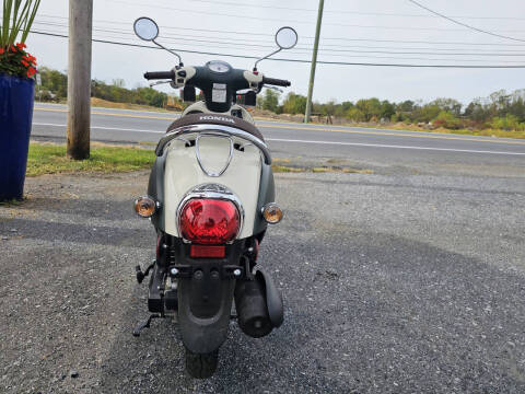 2023 Honda Metropolitan