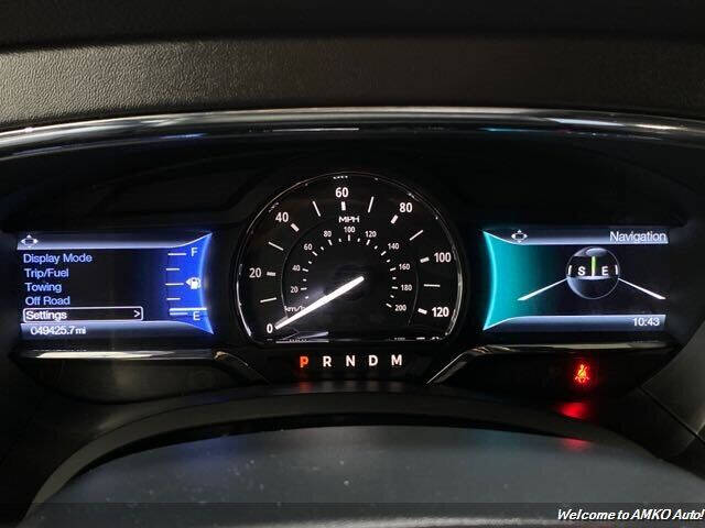 2016 Lincoln Navigator Select