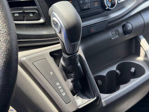 2025 Ford Transit
