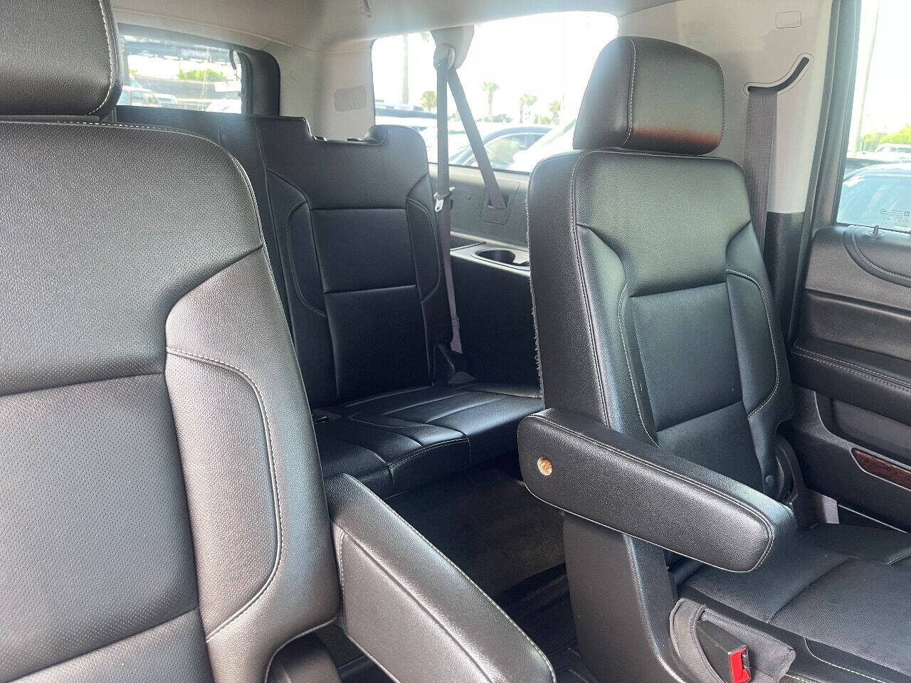 2016 GMC Yukon XL SUV / Crossover - $24,900