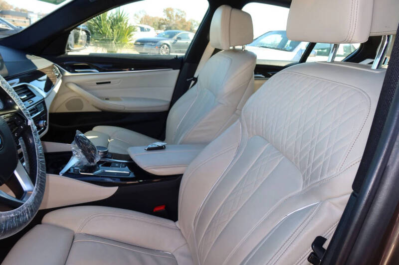 2018 BMW 5 Series 530i