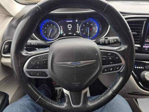 2021 Chrysler Pacifica Touring L