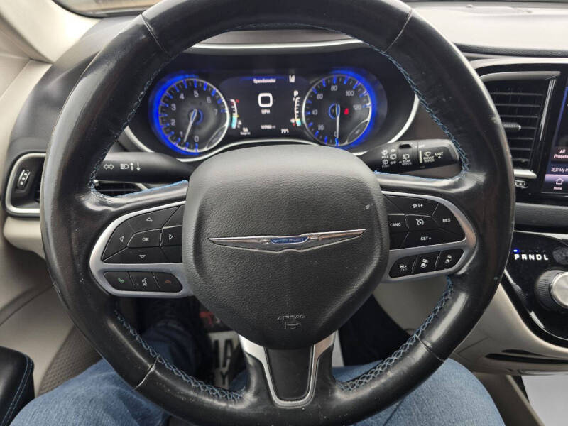 2021 Chrysler Pacifica Touring L