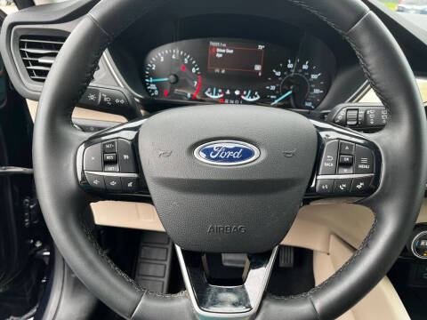 2021 Ford Escape SE