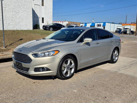 2015 Ford Fusion for sale at DFW Autohaus in Dallas TX