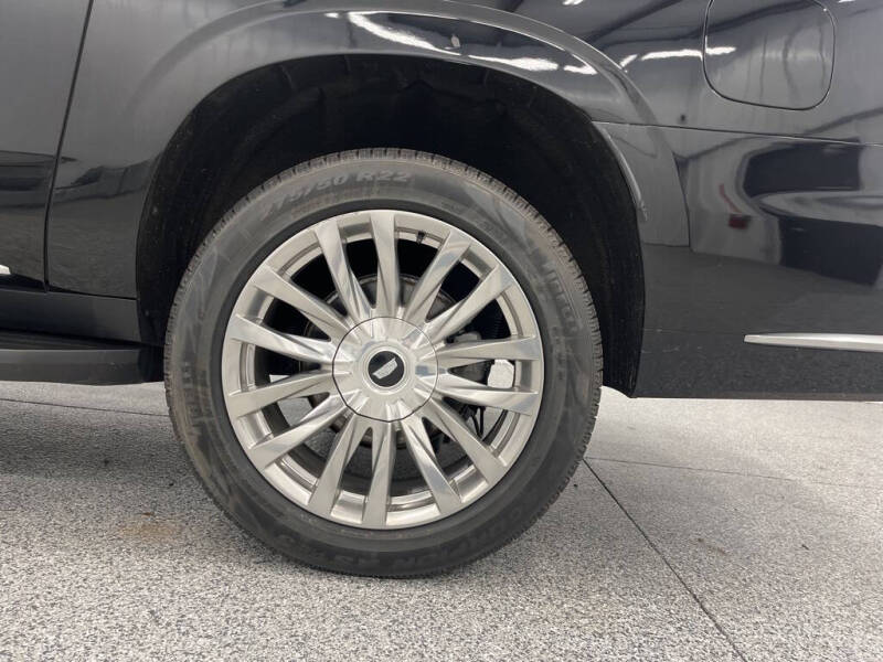 2022 Cadillac Escalade ESV Premium Luxury