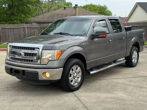 2013 Ford F-150 for sale at KM Motors LLC in Houston TX