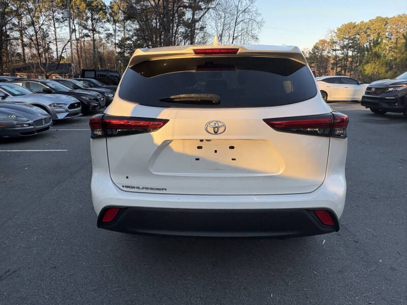 2020 Toyota Highlander L