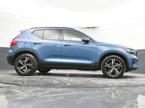 2024 Volvo XC40