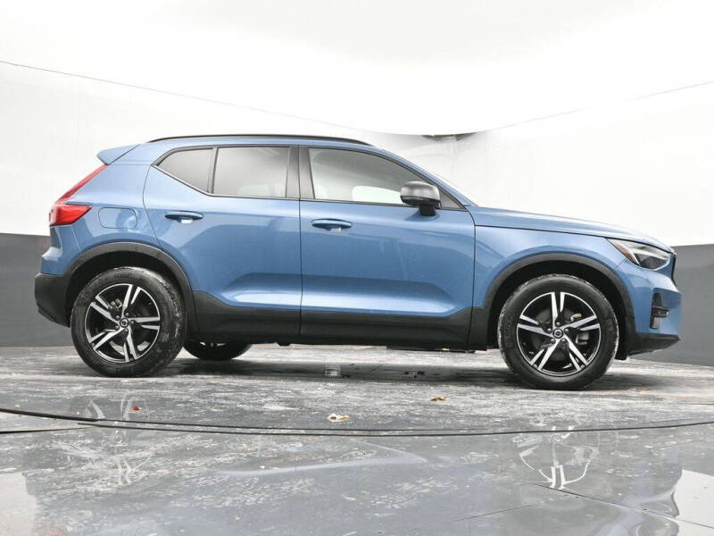 2024 Volvo XC40