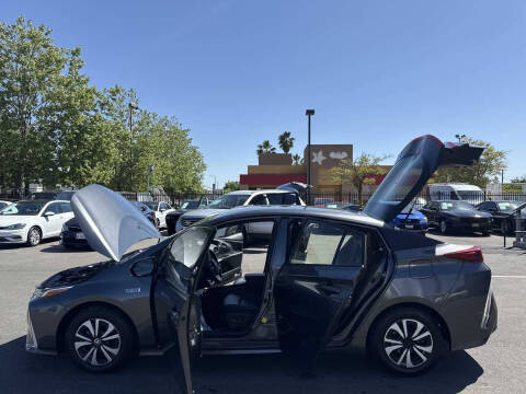 2017 Toyota Prius Prime Plus