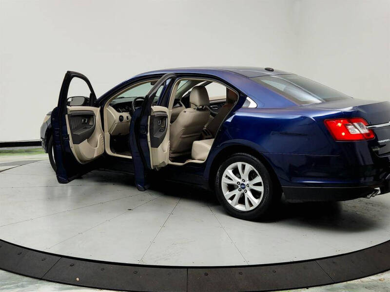 2012 Ford Taurus SEL