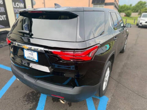 2023 Chevrolet Traverse LS