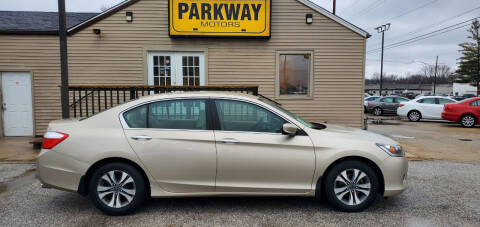 2014 Honda Accord for sale at Parkway Motors in Springfield IL