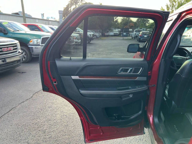 2018 Ford Explorer Platinum