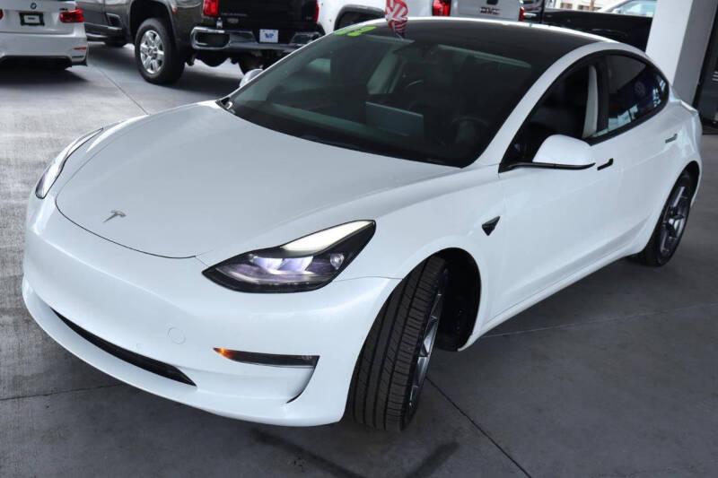 2022 Tesla Model 3 Long Range