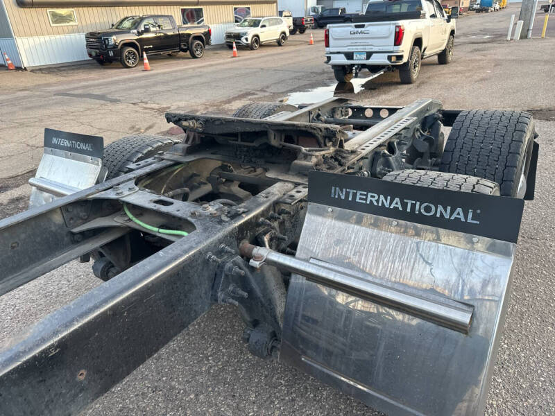 2021 International RH613